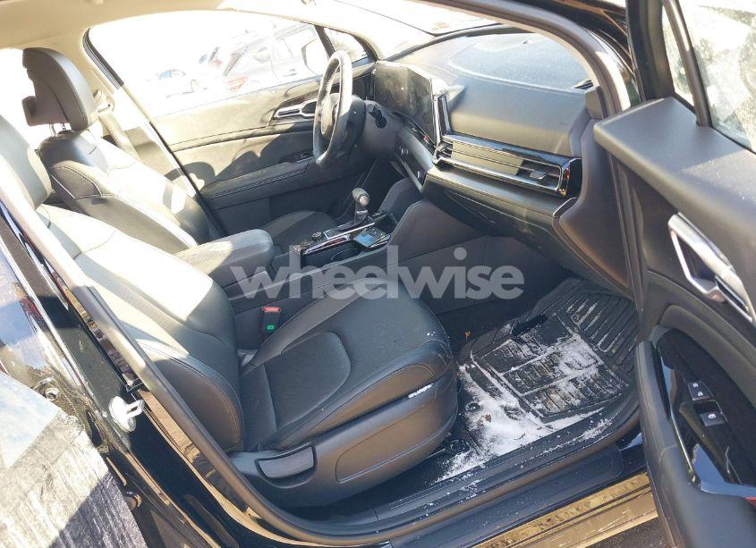 Photo 5 of 2023 Kia Sportage EX (VIN 5XYK3CAF9PG007392)
