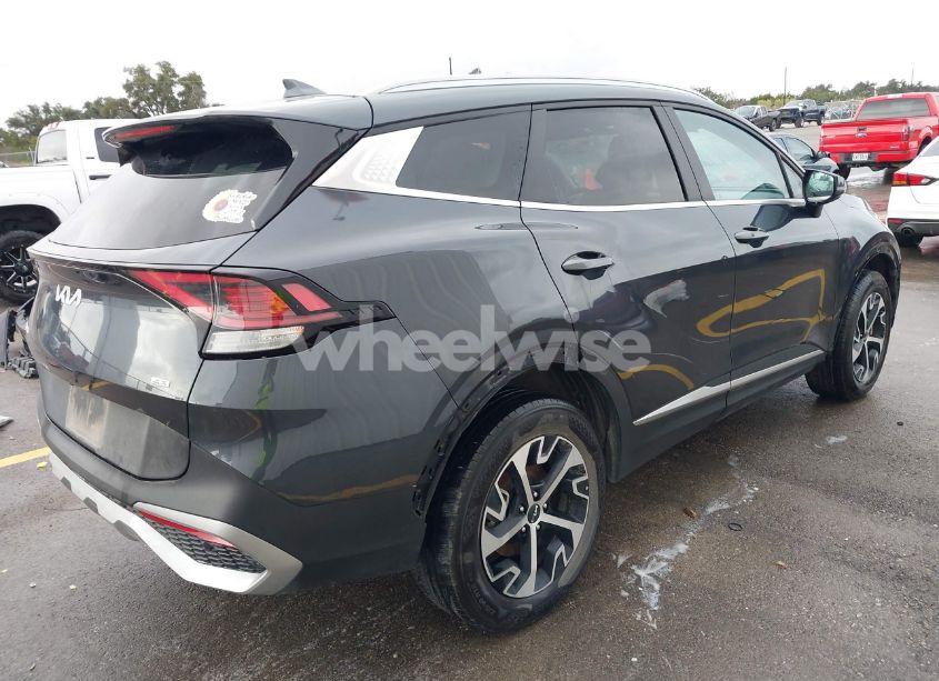 Photo 4 of 2024 Kia Sportage EX (VIN 5XYK3CDF2RG159304)