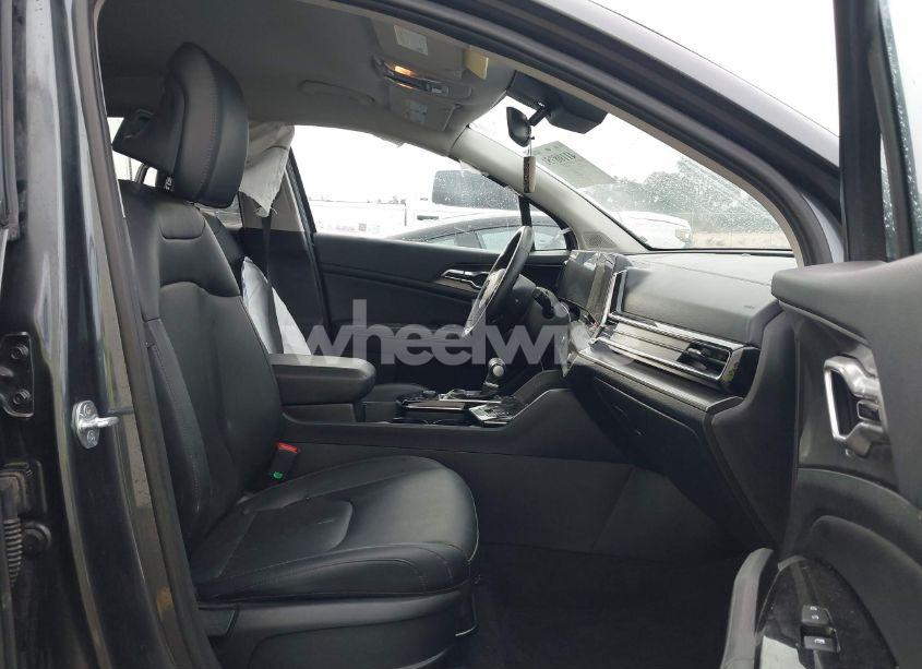 Photo 5 of 2024 Kia Sportage EX (VIN 5XYK3CDF2RG159304)