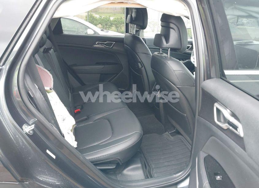 Photo 8 of 2024 Kia Sportage EX (VIN 5XYK3CDF2RG189869)