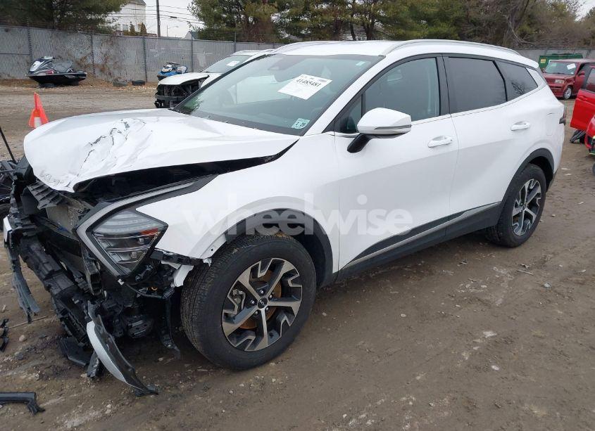 Photo 2 of 2024 Kia Sportage EX (VIN 5XYK3CDF5RG178056)