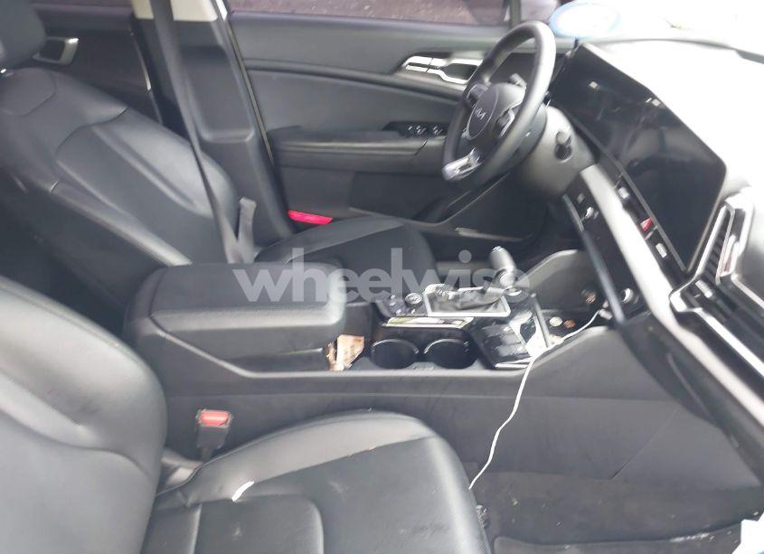 Photo 5 of 2024 Kia Sportage EX (VIN 5XYK3CDF9RG144847)