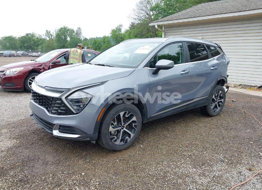 Photo 2 of 2025 Kia Sportage EX (VIN 5XYK3CDF9SG293216)
