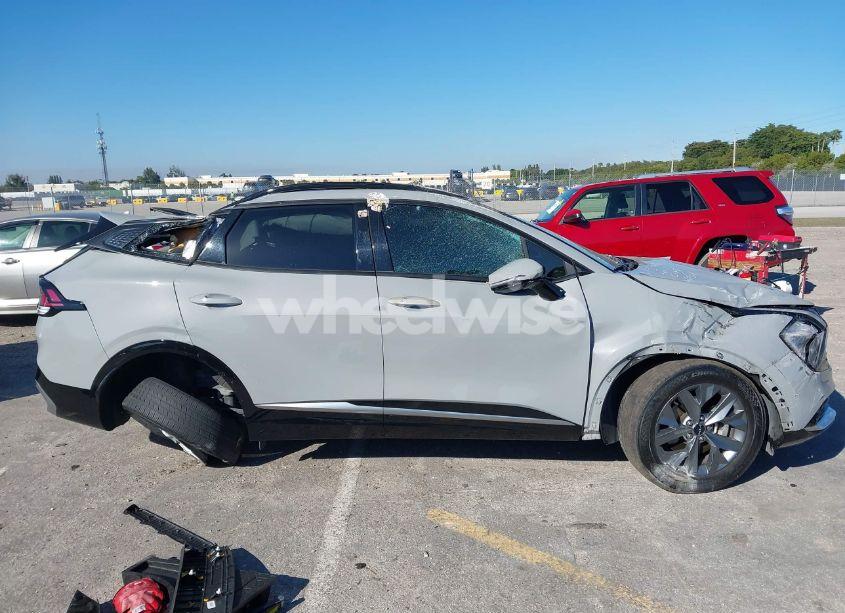 Photo 13 of 2023 Kia Sportage SX (VIN 5XYK43AF8PG033401)