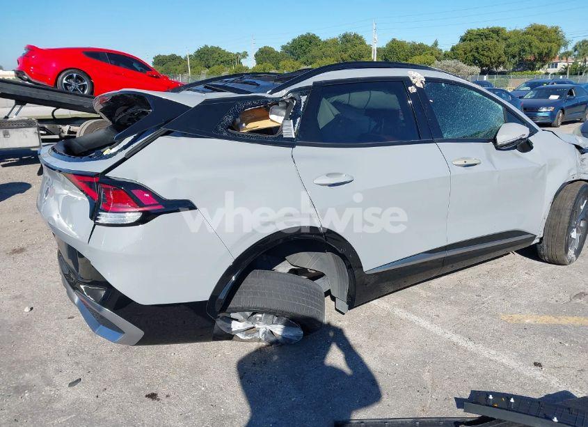 Photo 4 of 2023 Kia Sportage SX (VIN 5XYK43AF8PG033401)