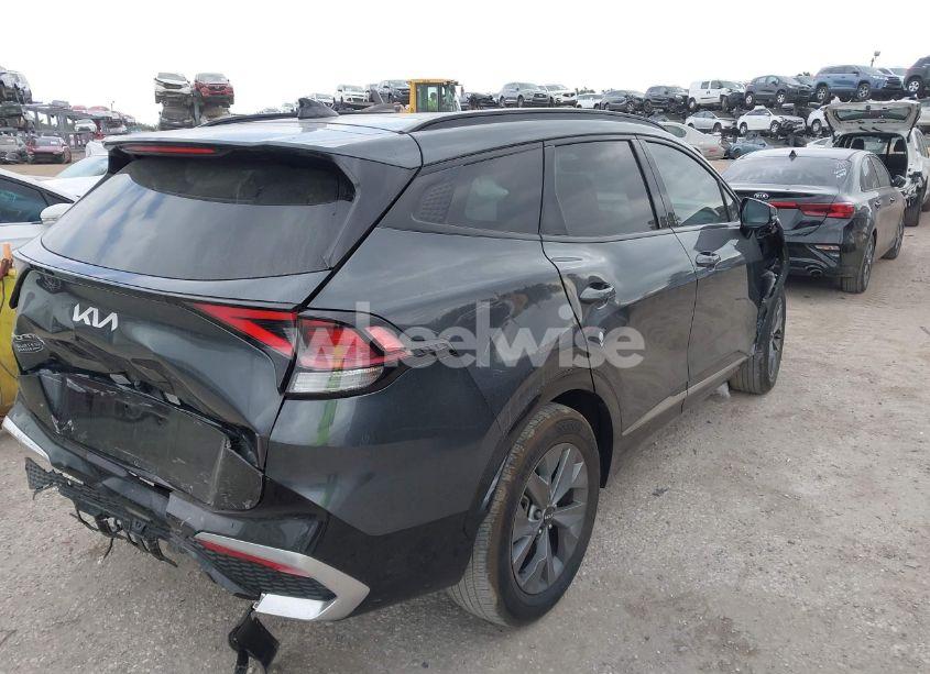 Photo 4 of 2024 Kia Sportage SX (VIN 5XYK43DF1RG157279)