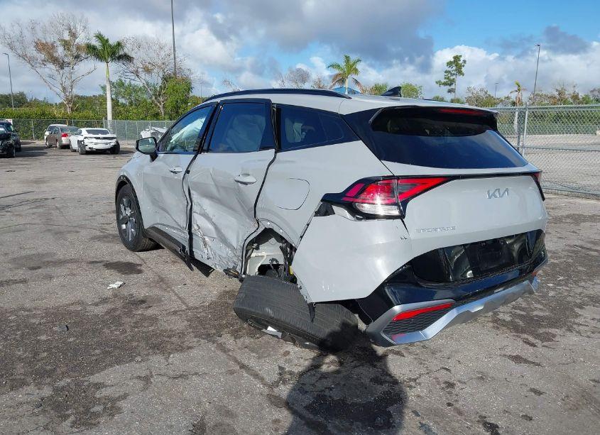 Photo 3 of 2024 Kia Sportage SX (VIN 5XYK43DF1RG214614)