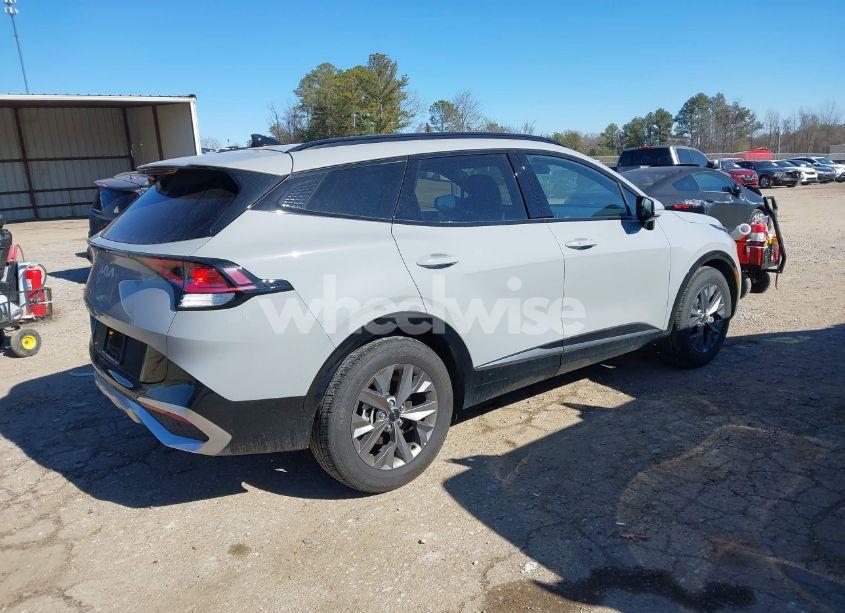 Photo 4 of 2024 Kia Sportage SX (VIN 5XYK43DF7RG221924)
