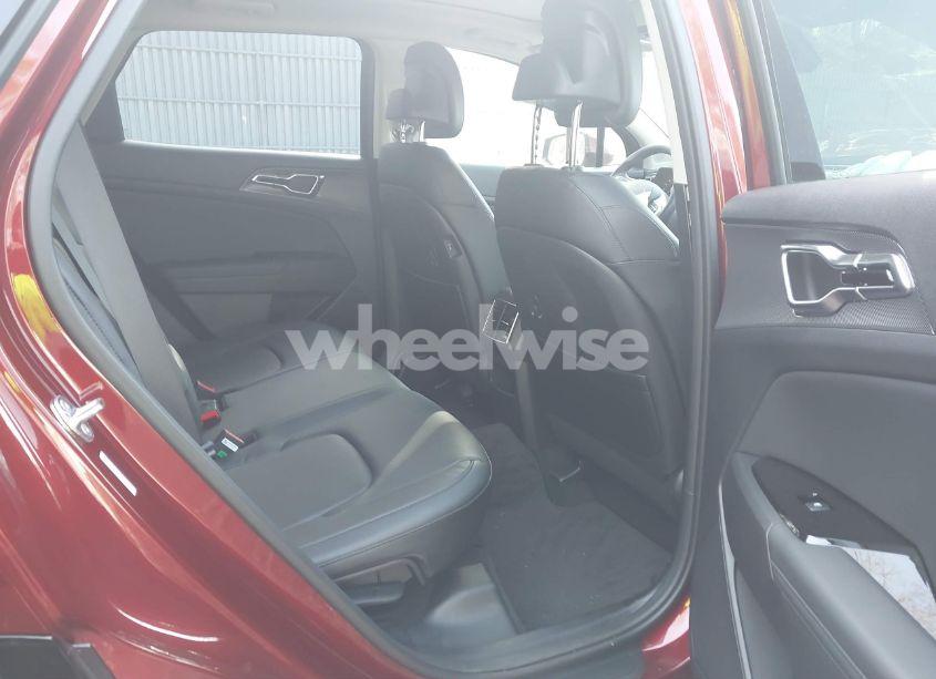 Photo 8 of 2025 Kia Sportage SX (VIN 5XYK43DF7SG242603)