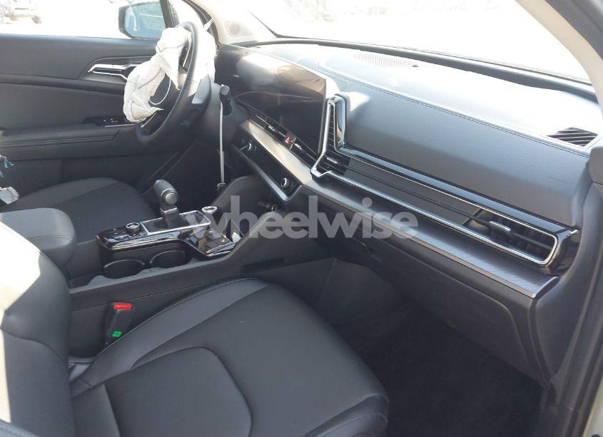 Photo 5 of 2024 Kia Sportage SX (VIN 5XYK43DF8RG187525)