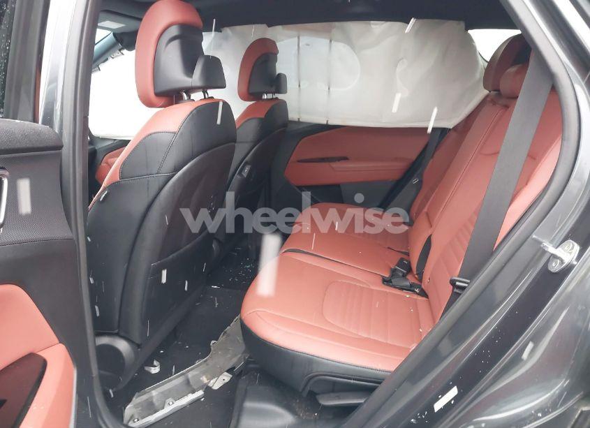 Photo 8 of 2023 Kia Sportage SX (VIN 5XYK4CAF3PG033550)