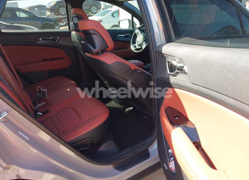 Photo 8 of 2024 Kia Sportage SX-PRESTIGE (VIN 5XYK53DF0RG165872)