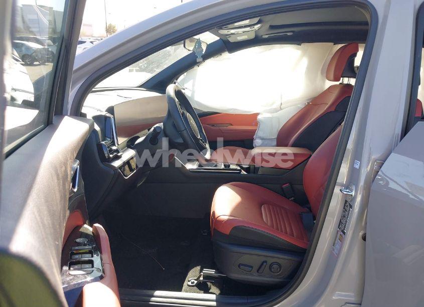 Photo 5 of 2024 Kia Sportage SX-PRESTIGE (VIN 5XYK53DF0RG181537)