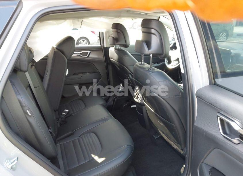 Photo 8 of 2025 Kia Sportage SX-PRESTIGE (VIN 5XYK53DF1SG295214)