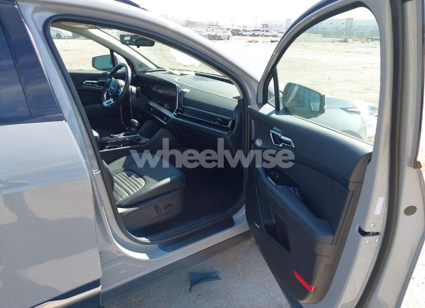 Photo 5 of 2024 Kia Sportage SX-PRESTIGE (VIN 5XYK53DF3RG233940)