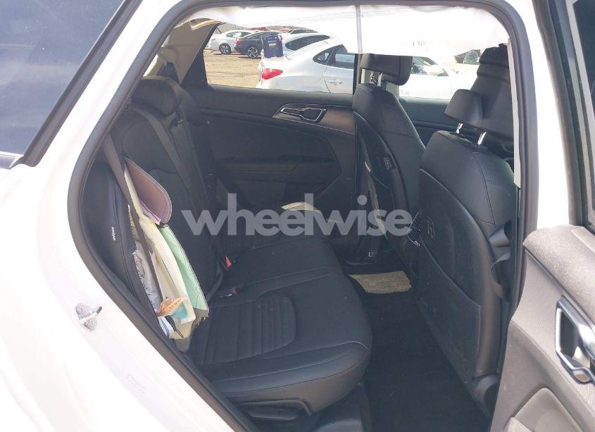 Photo 8 of 2025 Kia Sportage SX-PRESTIGE (VIN 5XYK53DF8SG295372)