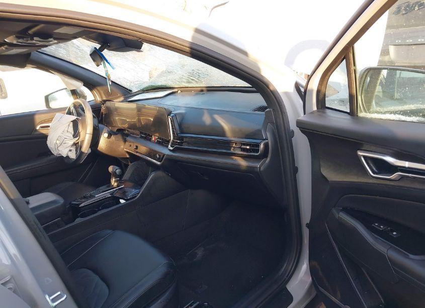 Photo 5 of 2024 Kia Sportage X-LINE (VIN 5XYK6CDF3RG145855)