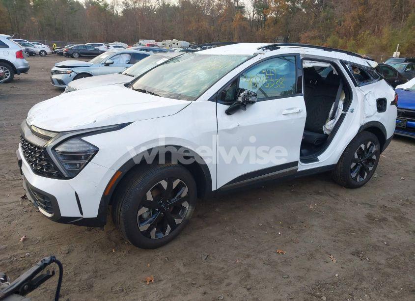 Photo 2 of 2024 Kia Sportage X-LINE (VIN 5XYK6CDF4RG167900)