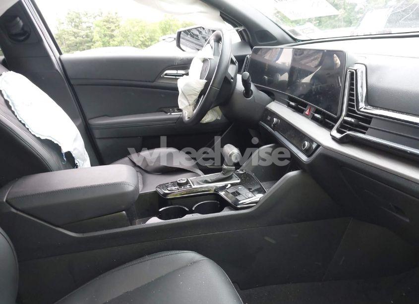 Photo 5 of 2025 Kia Sportage X-LINE (VIN 5XYK6CDF6SG279815)