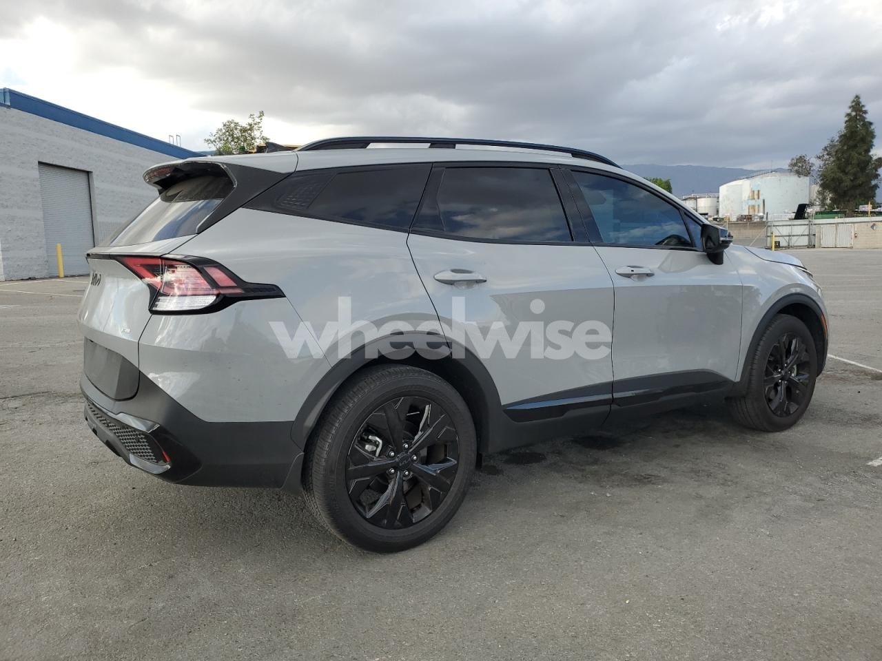 Photo 3 of 2025 KIA SPORTAGE X LINE (VIN 5XYK6CDF8SG252907)