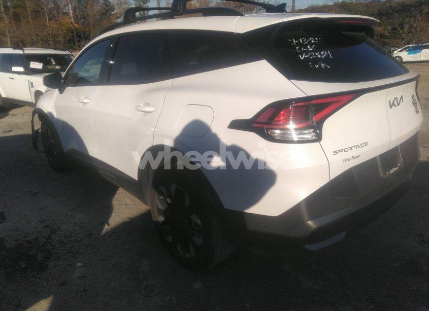 Photo 3 of 2024 Kia Sportage X-LINE (VIN 5XYK6CDF9RG162854)