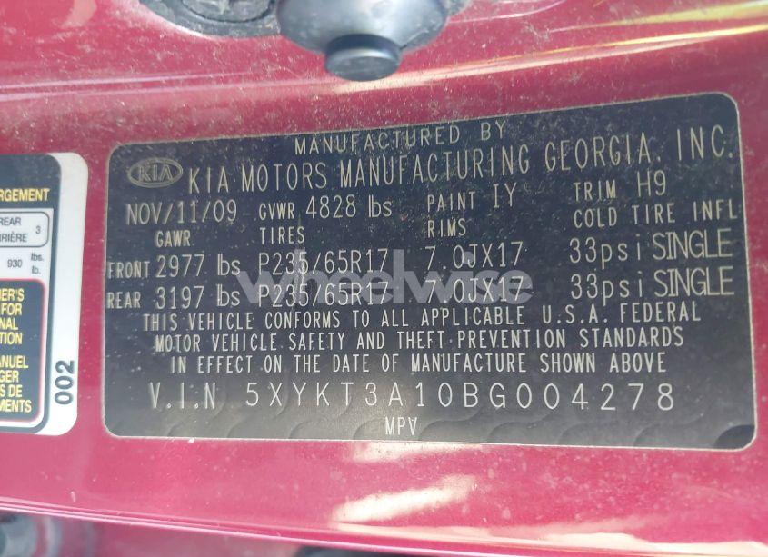 Photo 9 of 2011 Kia Sorento LX (VIN 5XYKT3A10BG004278)