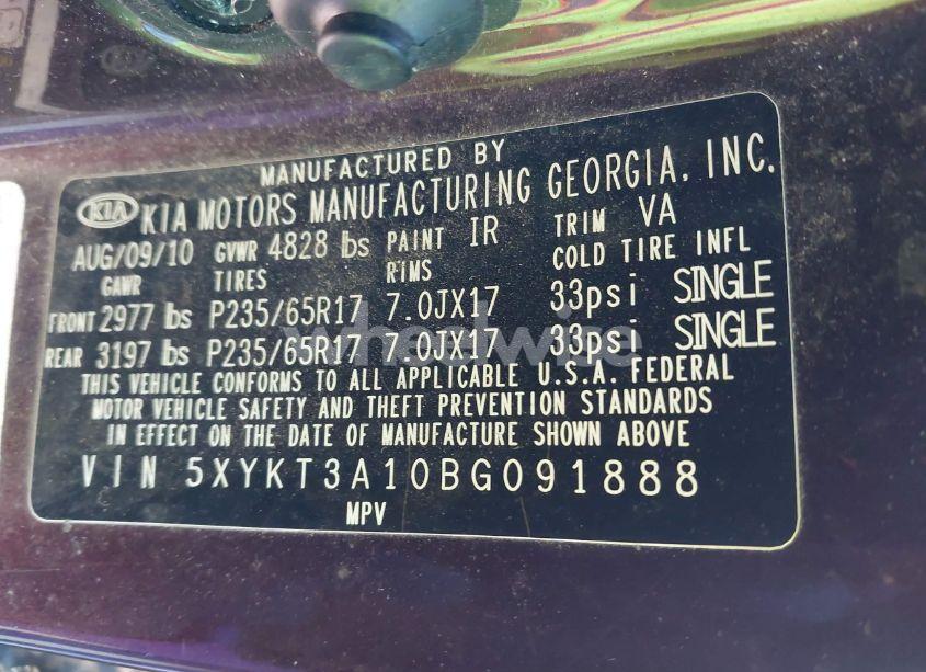 Photo 9 of 2011 Kia Sorento LX (VIN 5XYKT3A10BG091888)