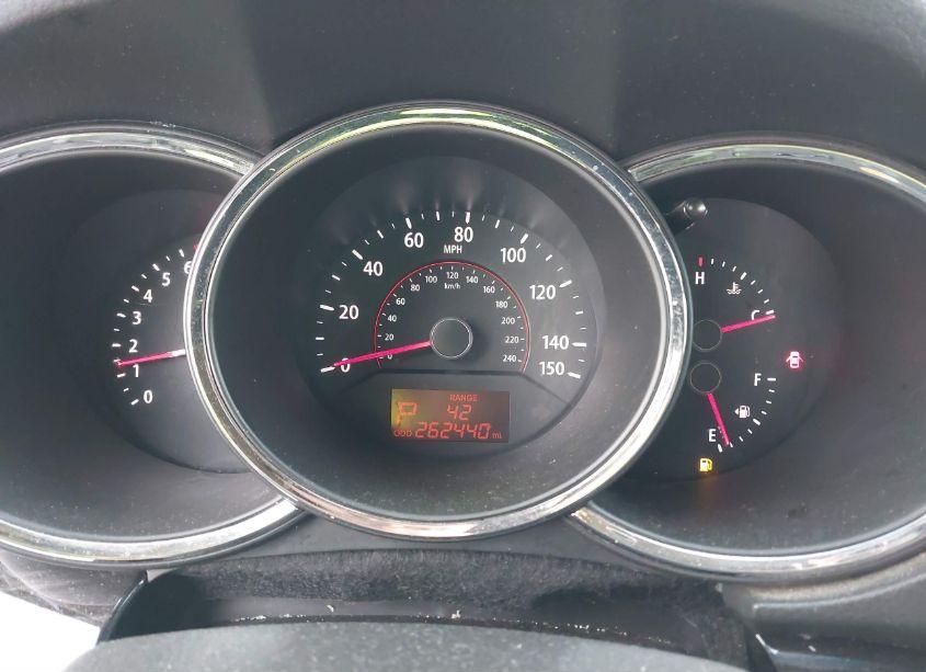 Photo 7 of 2011 Kia Sorento LX (VIN 5XYKT3A10BG105188)