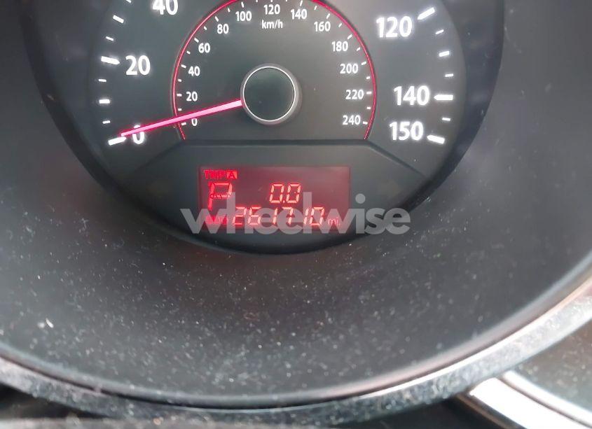 Photo 7 of 2011 Kia Sorento LX (VIN 5XYKT3A10BG124386)