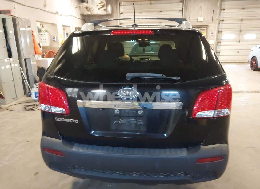 Photo 17 of 2011 Kia Sorento LX (VIN 5XYKT3A10BG182823)