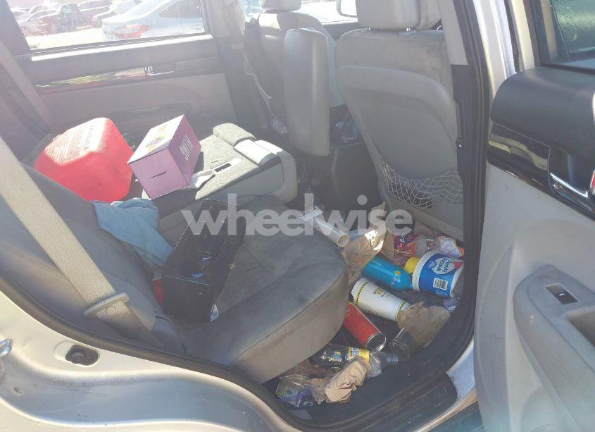 Photo 8 of 2012 Kia Sorento LX (VIN 5XYKT3A10CG199591)