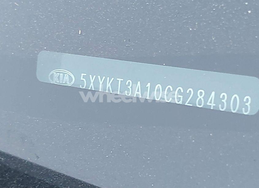 Photo 9 of 2012 Kia Sorento LX (VIN 5XYKT3A10CG284303)