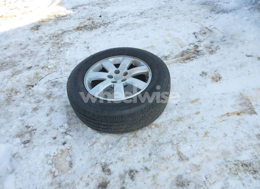 Photo 12 of 2013 Kia Sorento LX (VIN 5XYKT3A10DG413996)