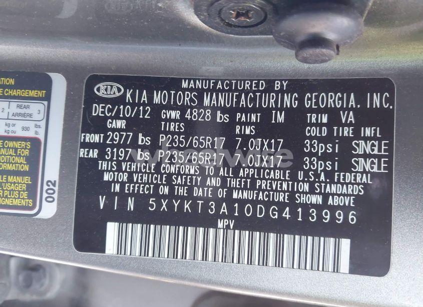 Photo 9 of 2013 Kia Sorento LX (VIN 5XYKT3A10DG413996)