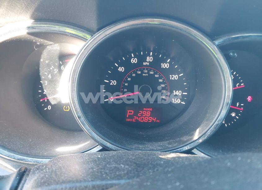 Photo 7 of 2011 Kia Sorento LX (VIN 5XYKT3A11BG036219)