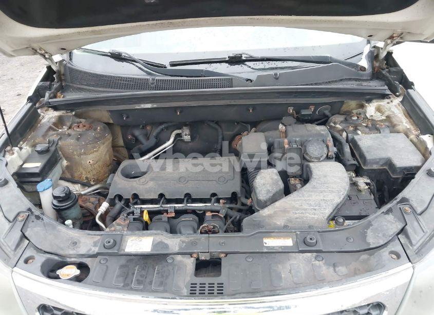 Photo 10 of 2011 Kia Sorento LX (VIN 5XYKT3A11BG048614)