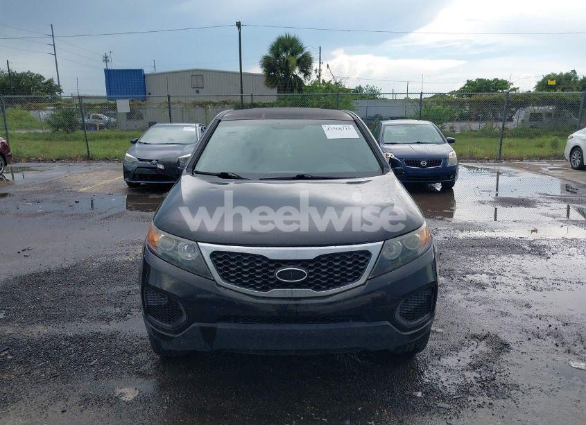 Photo 6 of 2011 Kia Sorento LX (VIN 5XYKT3A11BG065705)