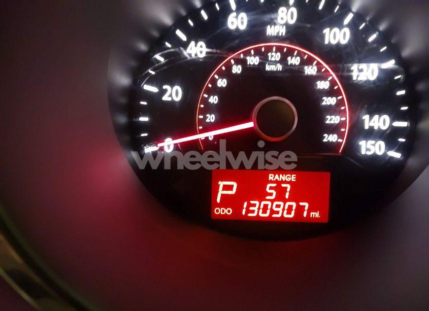 Photo 7 of 2011 Kia Sorento LX (VIN 5XYKT3A11BG099594)