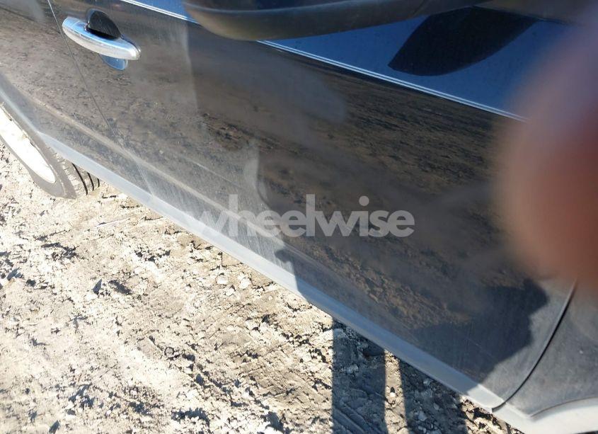 Photo 12 of 2011 Kia Sorento LX (VIN 5XYKT3A11BG144596)