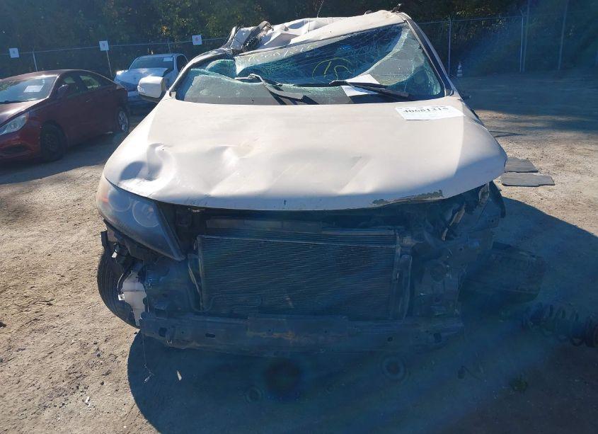 Photo 12 of 2011 Kia Sorento LX (VIN 5XYKT3A11BG173984)