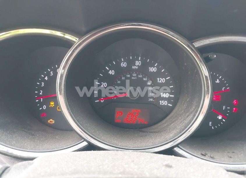 Photo 7 of 2012 Kia Sorento LX (VIN 5XYKT3A11CG301027)