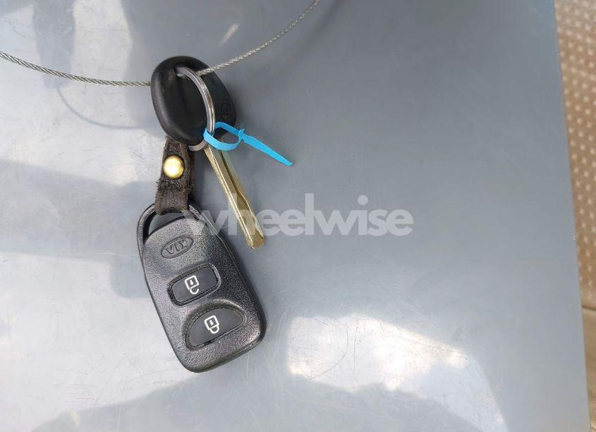 Photo 11 of 2013 Kia Sorento LX (VIN 5XYKT3A11DG399543)