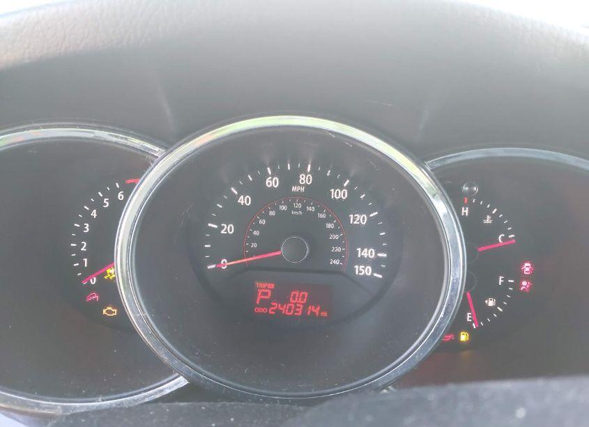 Photo 7 of 2011 Kia Sorento LX (VIN 5XYKT3A12BG013838)