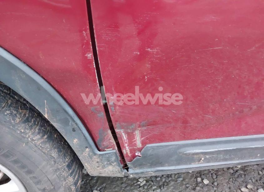 Photo 12 of 2011 Kia Sorento LX (VIN 5XYKT3A12BG028727)