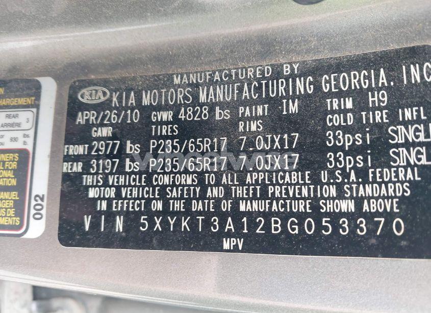 Photo 9 of 2011 Kia Sorento LX (VIN 5XYKT3A12BG053370)