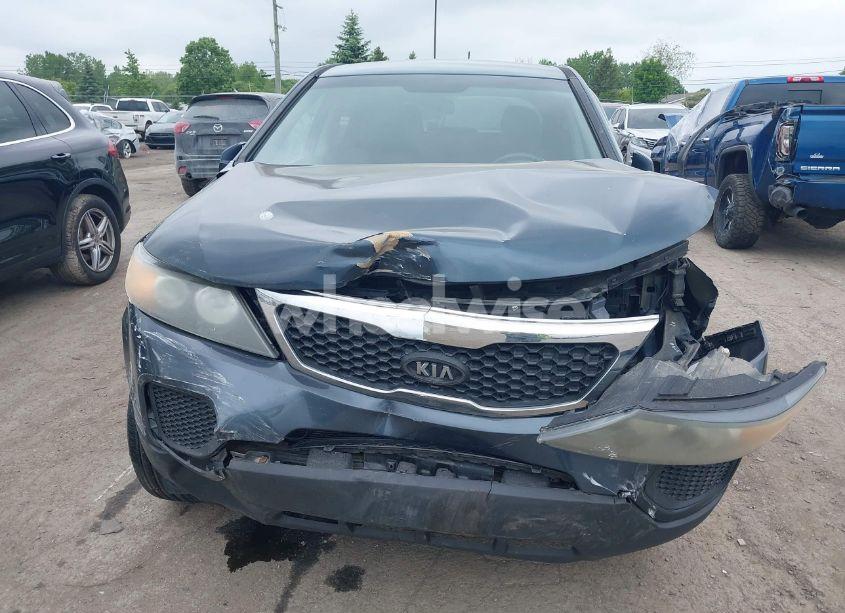 Photo 6 of 2011 Kia Sorento LX (VIN 5XYKT3A12BG165280)