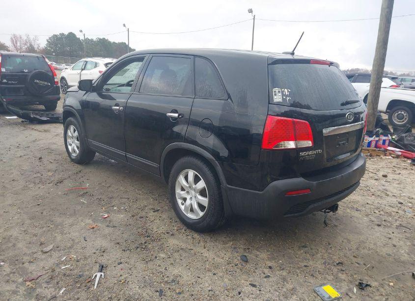 Photo 3 of 2012 Kia Sorento LX (VIN 5XYKT3A12CG203253)