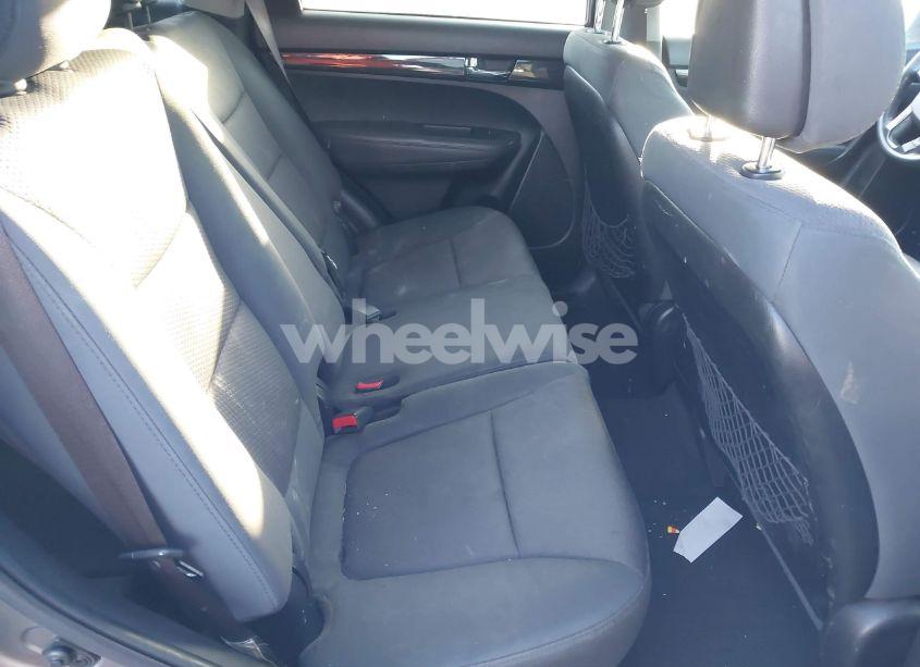 Photo 8 of 2013 Kia Sorento LX (VIN 5XYKT3A12DG346267)