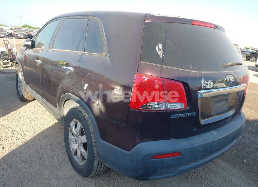 Photo 3 of 2011 Kia Sorento LX (VIN 5XYKT3A13BG083770)