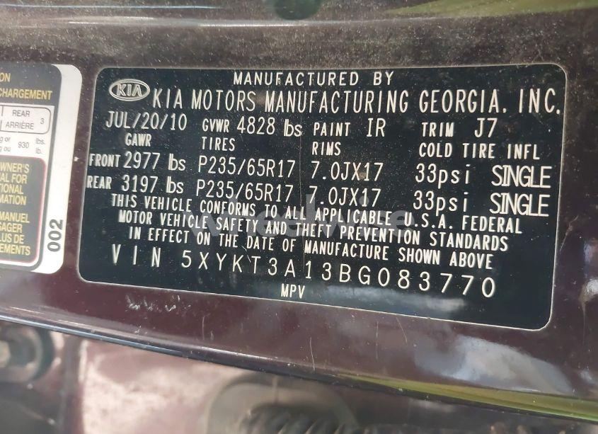 Photo 9 of 2011 Kia Sorento LX (VIN 5XYKT3A13BG083770)